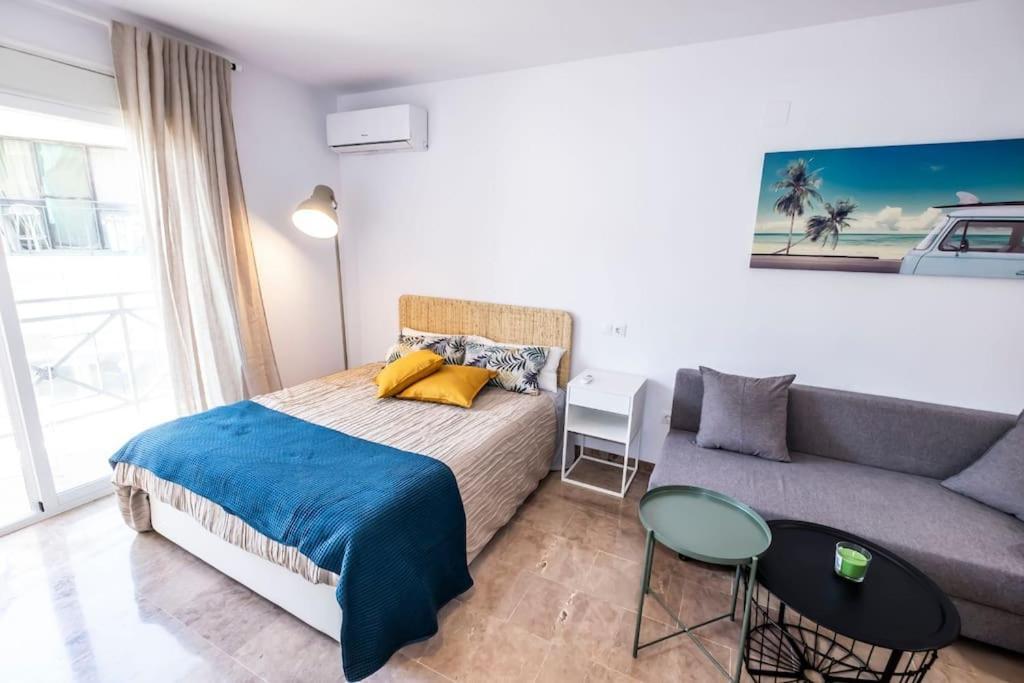 Modern & Cozy Studio Excellent Location Near Beach Торремолінос Екстер'єр фото