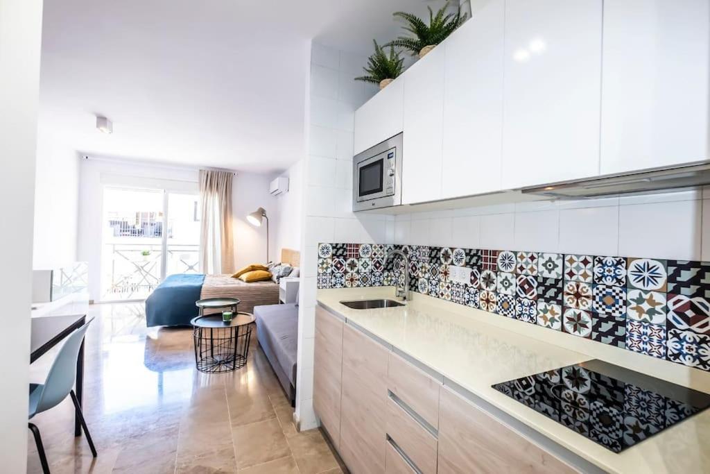 Modern & Cozy Studio Excellent Location Near Beach Торремолінос Екстер'єр фото