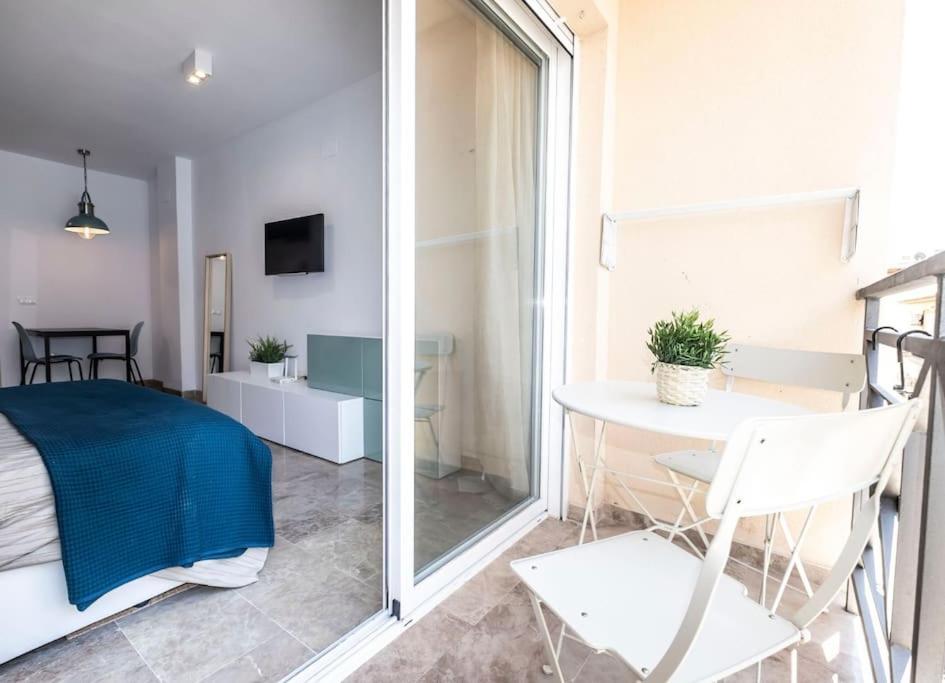 Modern & Cozy Studio Excellent Location Near Beach Торремолінос Екстер'єр фото